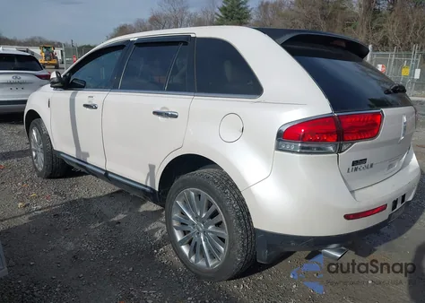 2014 Lincoln Mkx z USA, uszkodzony, nr VIN 2LMDJ8JKXEBL07906